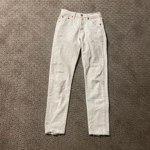 White Levi jeans